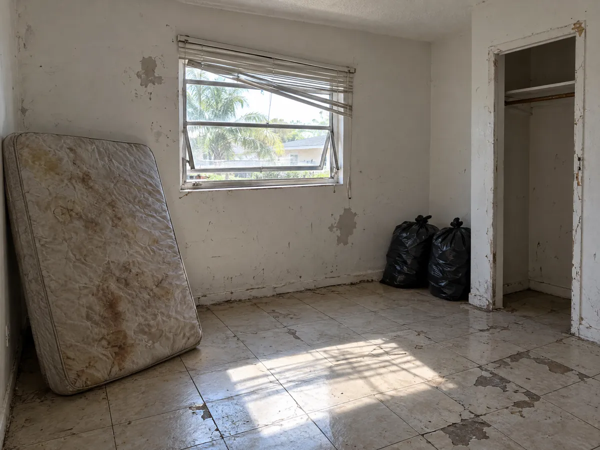 Illustration: a rental unit left worn and damaged after the tenants